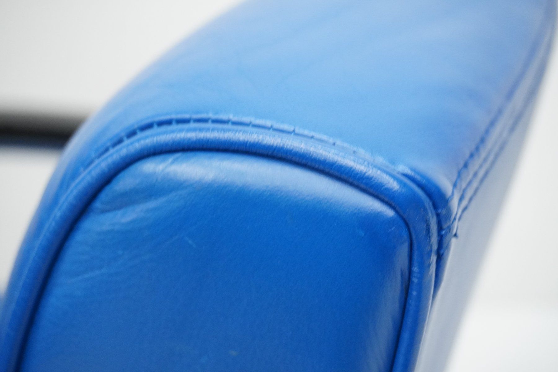 Thonet Sessel: Thonet S411 Freischwinger Sessel Leder blau – Gebraucht aus Bad Zurzach von QLASSIQ 7