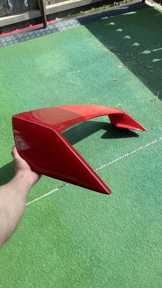 Nissan Tutti pezzi di ricambio auto: Nissan Silvia S14 Spoiler – Usato da Gstaad venduto da ricis.timepieces