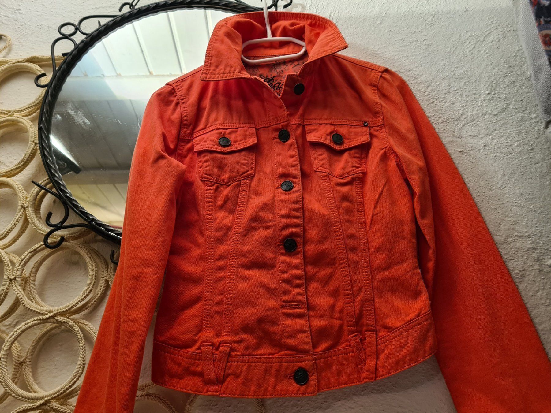 Orsay Jacken: Korallenrote Jeansjacke Orsay 34 – Gebraucht aus Amriswil von used2use 2