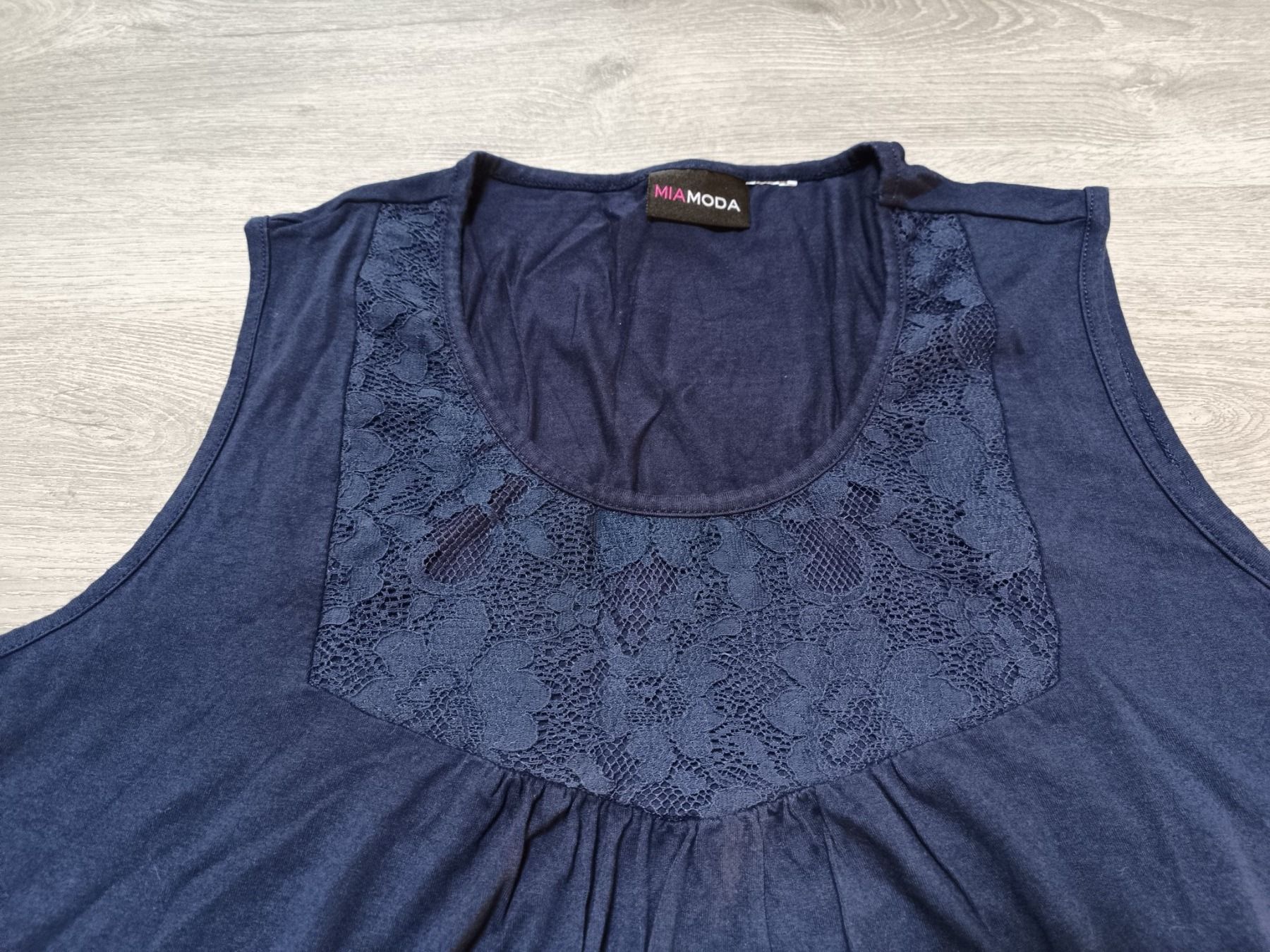 T-shirt: Mona Shirt XL/XXL – Usato da Bätterkinden venduto da Elefantenzoo 1