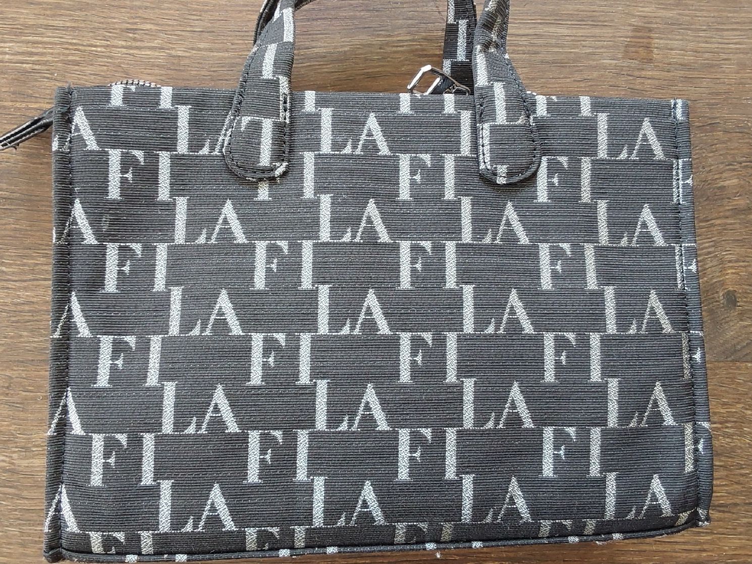 Fila Borse da donna: Handtasche Fila neu – Nuovo e nell'imballaggio originale da Köniz venduto da scopello12 2