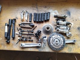Velo Teile Bremsen, Naben, Speichen, Ketten, Glocken usw.