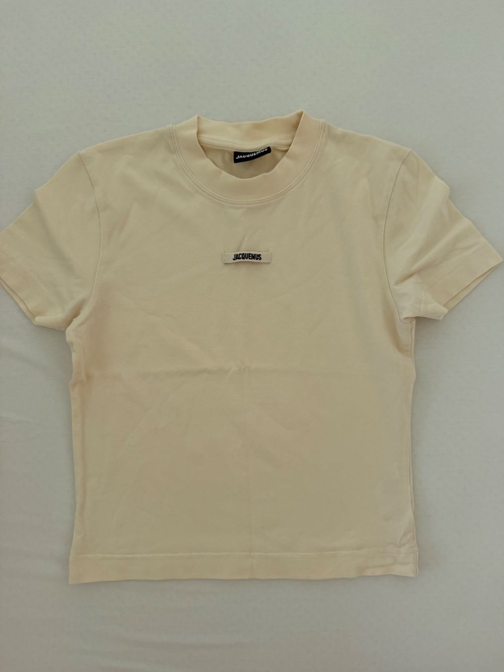 Jacquemus T-shirt: Jacquemus Shirt Grösse XS – Usato da Winkel venduto da Stankocuk