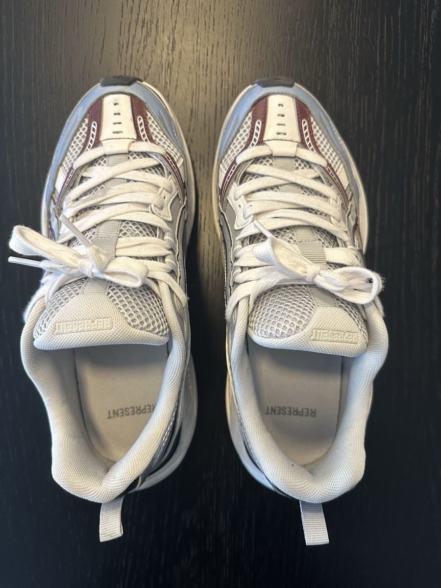Represent Herrenschuhe: Represent Clothing Stormrunner  – Neu (gemäss Beschreibung) aus Weiningen ZH von black__star 1
