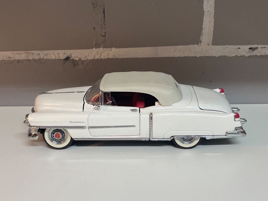 Franklin Mint Modellini d'auto: Franklin Mint - Cadillac Eldorado 1953 1:24 – Nuovo (secondo la descrizione) da Gossau ZH venduto da Robroy66 3