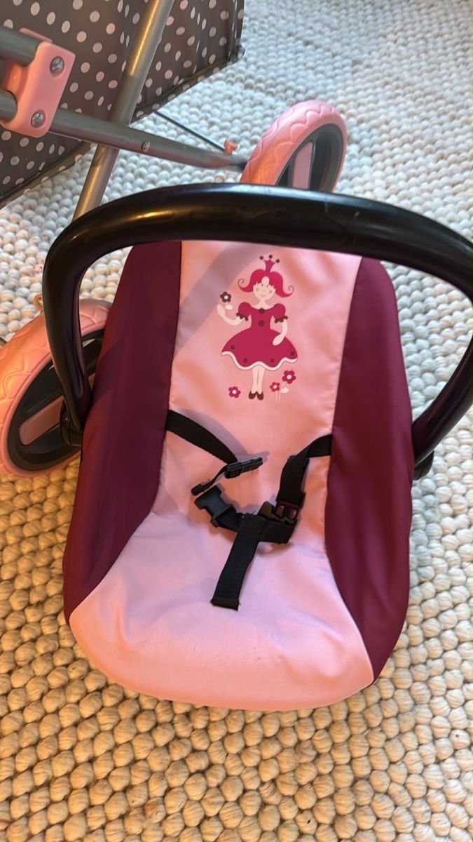 Carrozzine per bambole: Puppenwagen mit Babyschale – Usato da Liestal venduto da twiga07 1