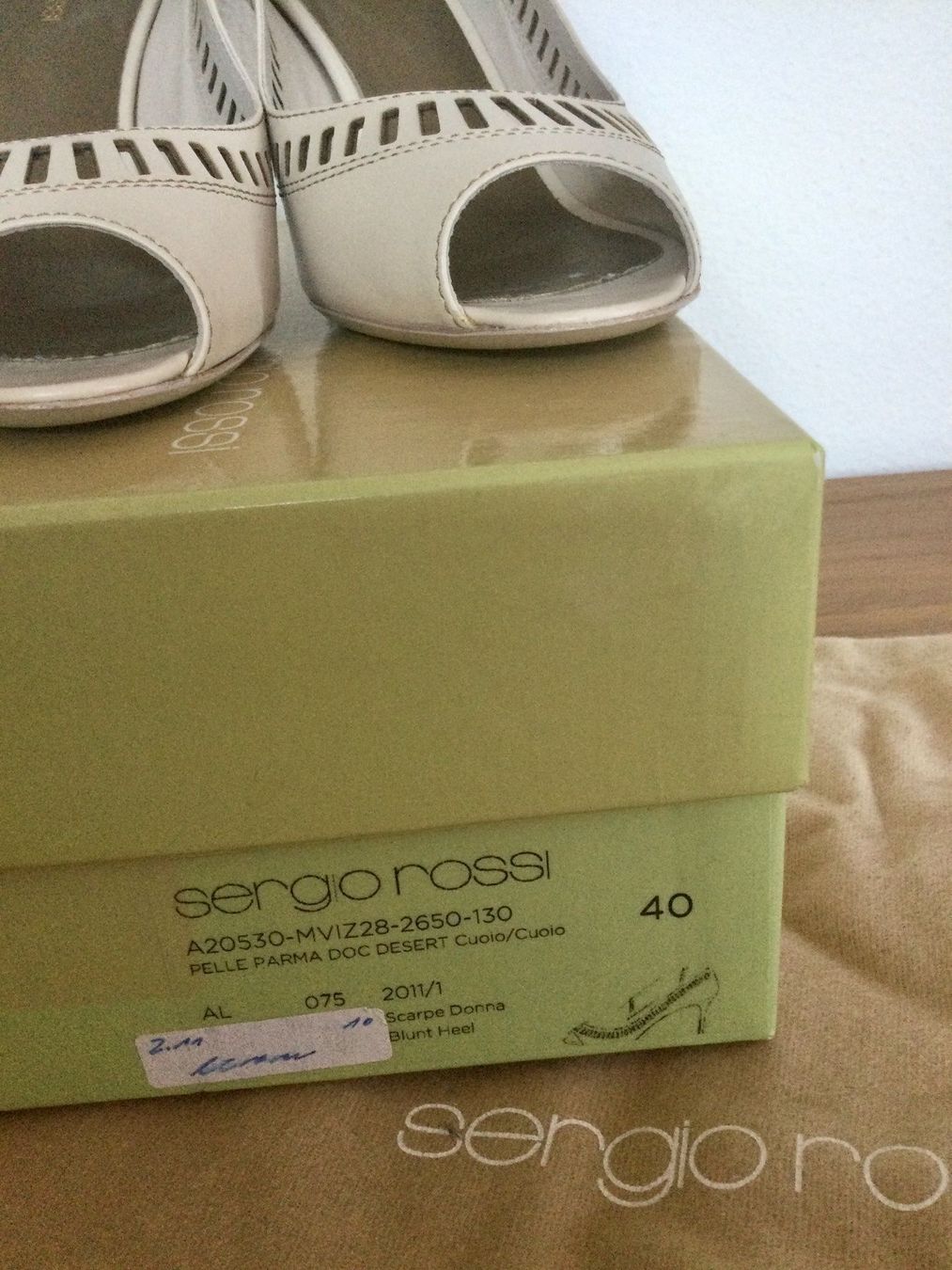 Sergio Rossi Scarpe da donna: Sergio Rossi Pumps Peep Toe ecru Neu 40 – Nuovo e nell'imballaggio originale da Stäfa venduto da loveforeverlove 3