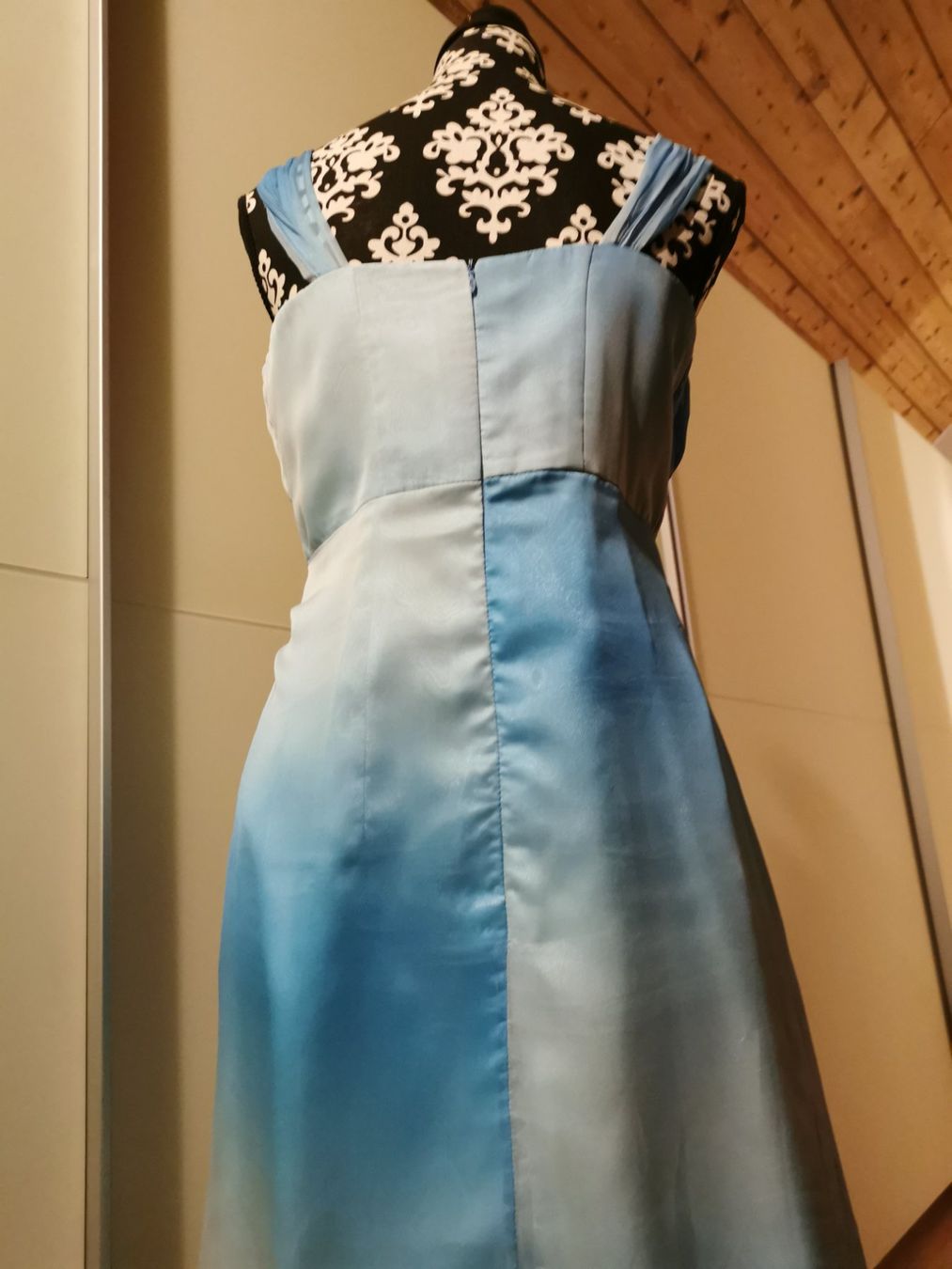 Robes: Traumhaftes Kleid – D'occasion à Menziken par Giulietta1 7