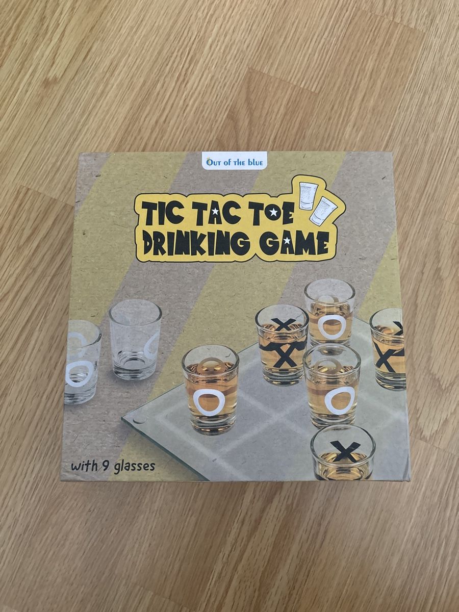 Giochi: Tic Tac Toe Trinkspiel, Partyspass mit 9 Glaesern – Nuovo e nell'imballaggio originale da Schwerzenbach venduto da nadjaliz5