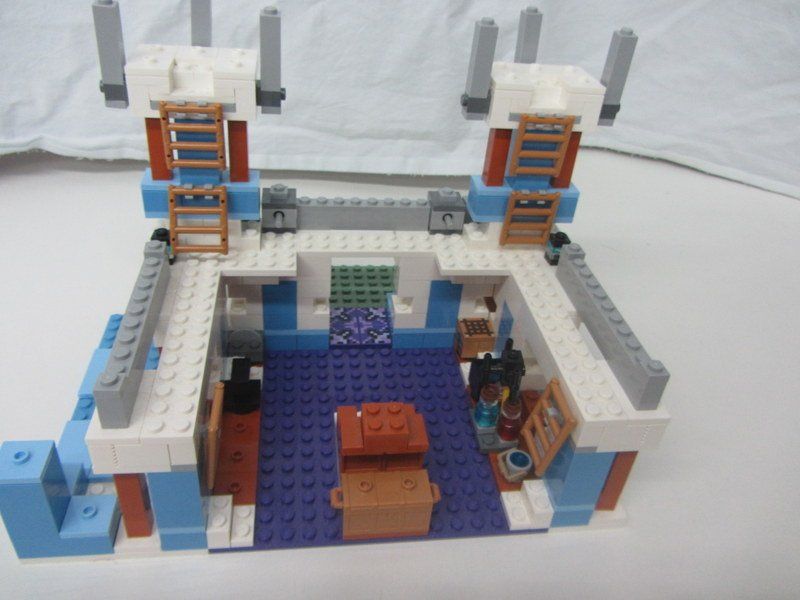 Lego Kit di costruzioni: LEGO Minecraft 21186 " The Ice Castle " – Usato da Kreuzlingen venduto da Han-Solo-68 5