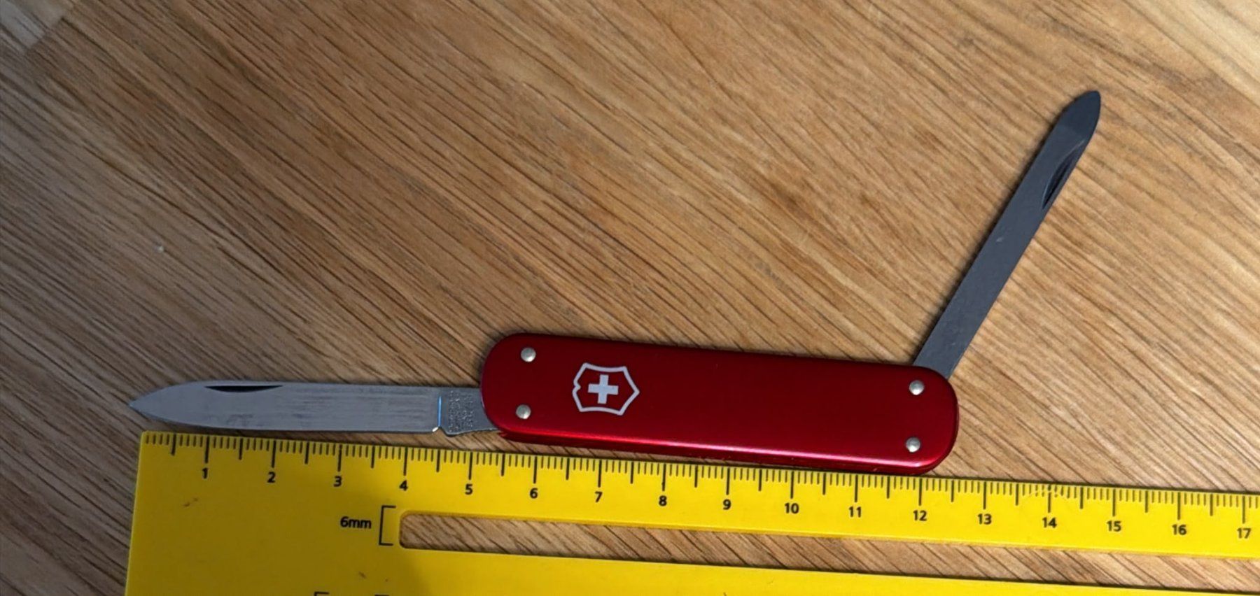 Victorinox Couteaux de poche: VICTORINOX SACKMESSER – D'occasion à Zürich par Frei-Occasionen 6