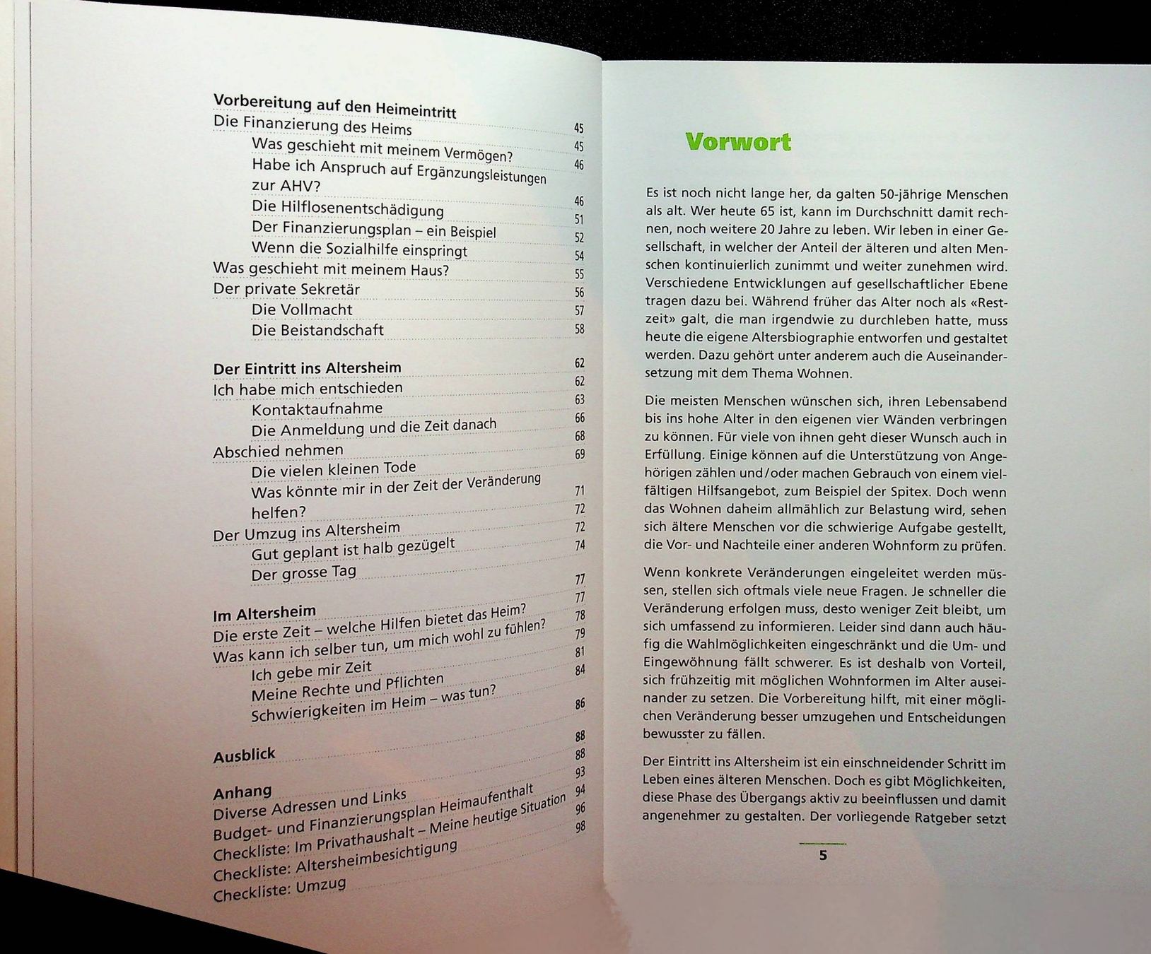 Libri: Katrin Stäheli Wohnen im Alter – Usato da Reitnau venduto da Zaomir 4