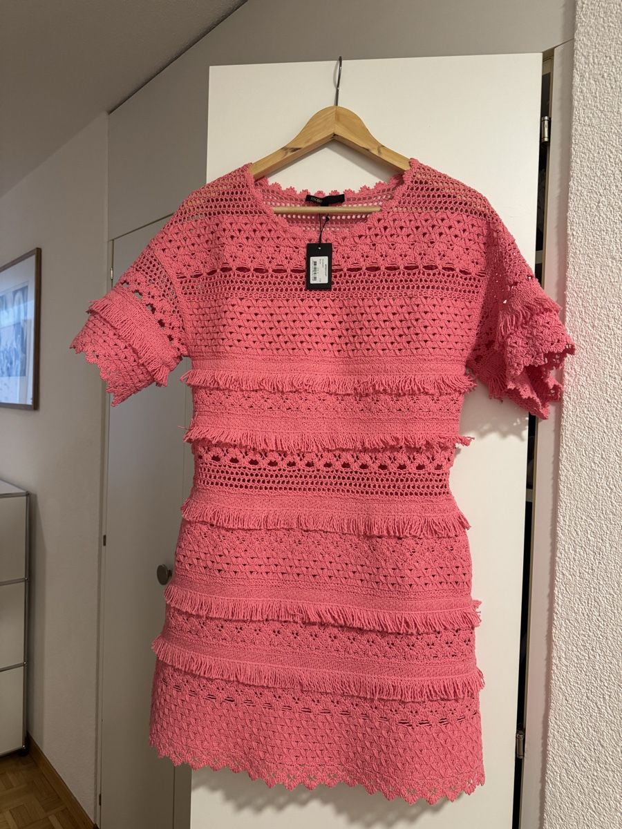 Maje Vestiti: Maje Kleid Grösse 36 neu mit Etikett – Nuovo e nell'imballaggio originale da Zürich venduto da Lovelythings_from_M