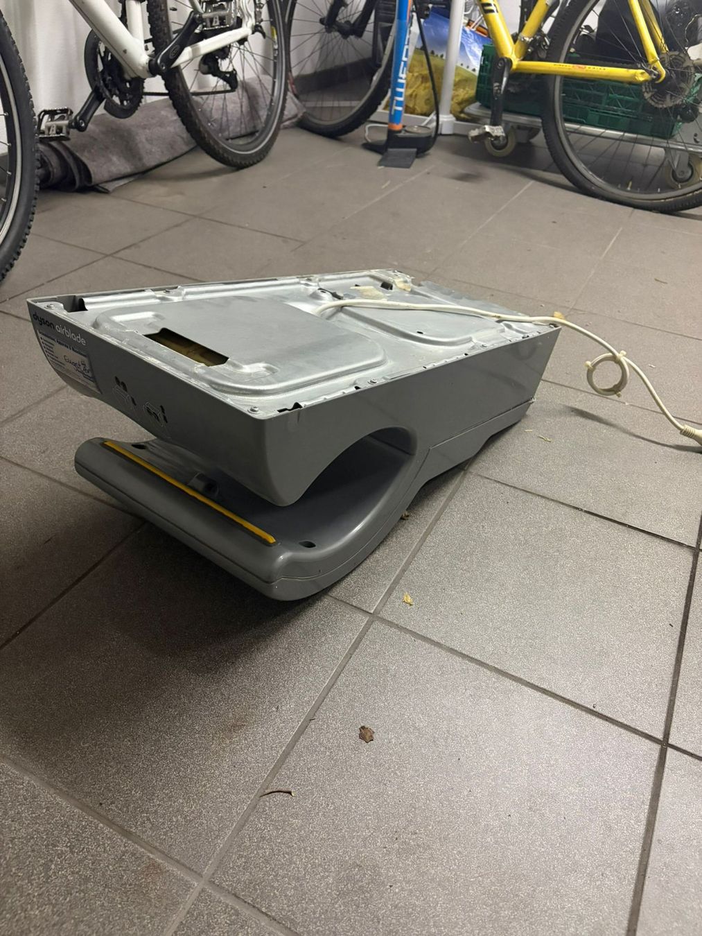 Dyson Asciugacapelli: Dyson Handtrockner – Usato da Hinwil venduto da muellberger