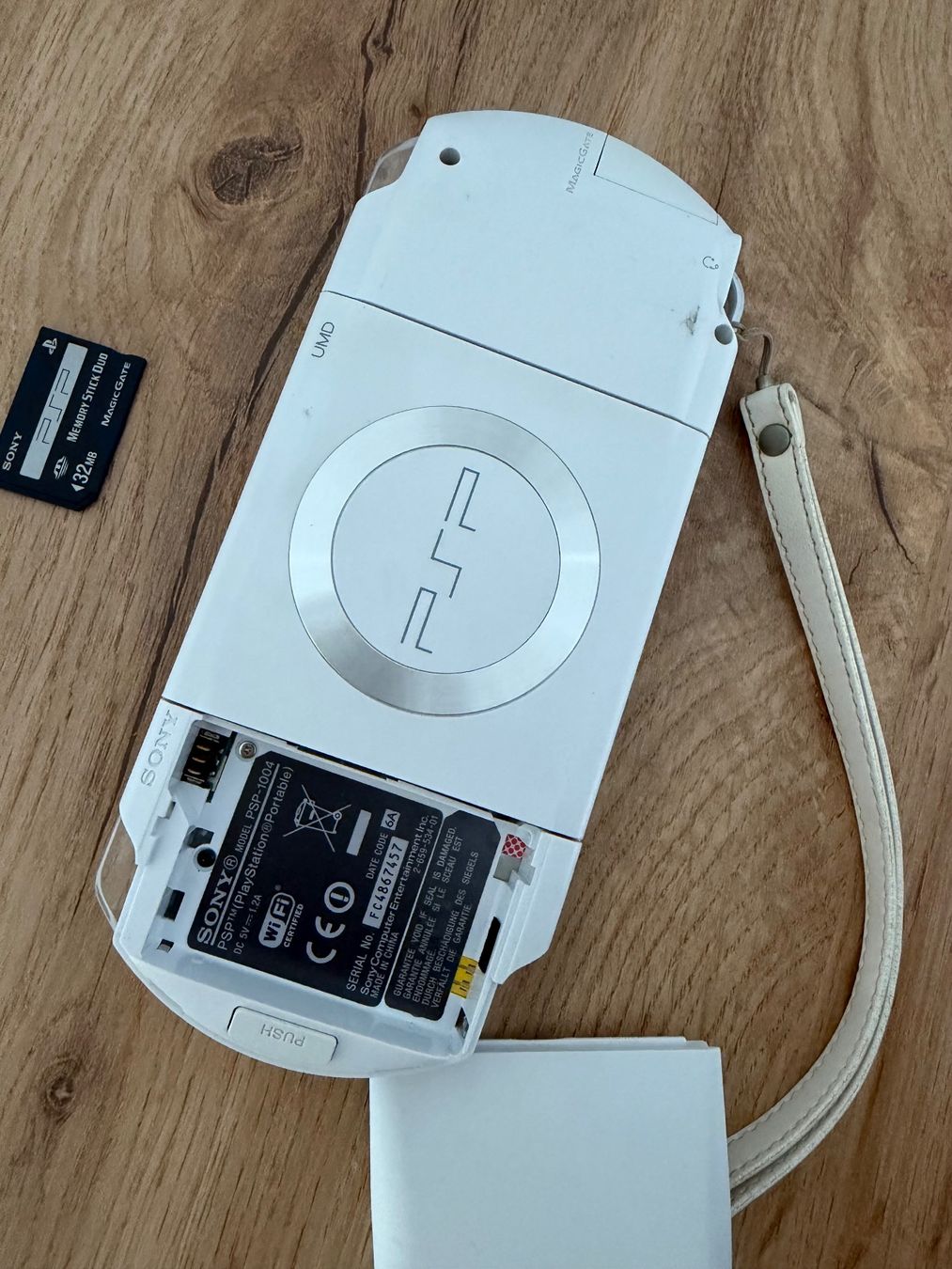 Sony Consoles: Sony PSP 1000 Weiss – D'occasion à Füllinsdorf par hae_gt9l 3