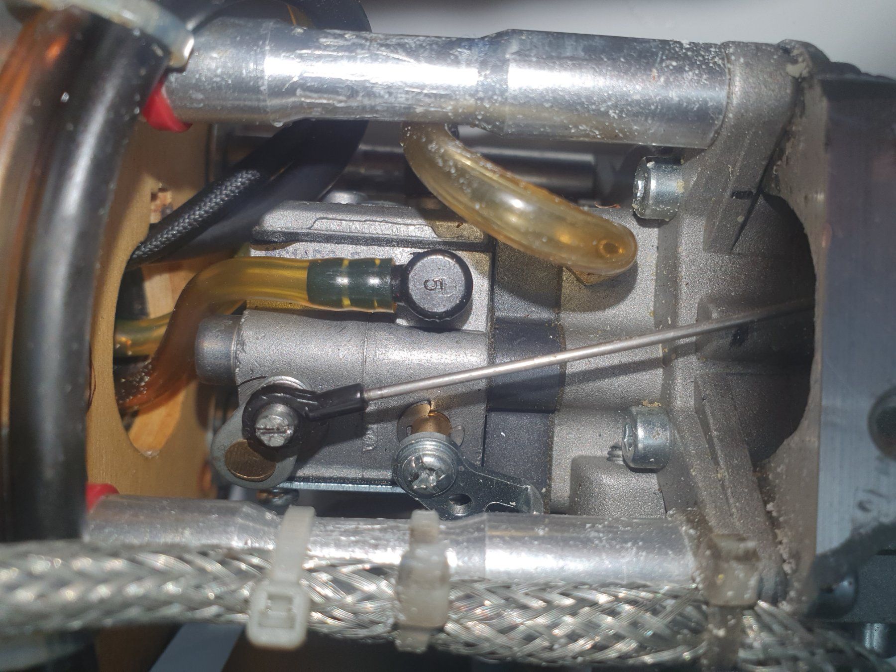 Motori: 15ccm Benzinmotor – Usato da Oberrüti venduto da Frigo26 4