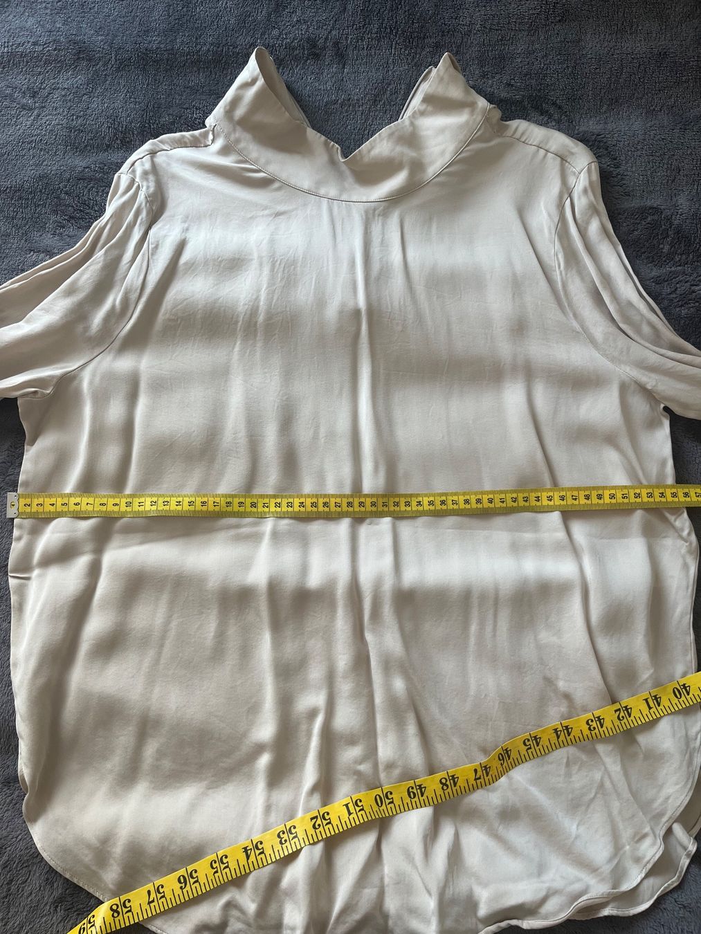 H&M Camicette: New  beautiful silk blouse H&M size M – Nuovo (secondo la descrizione) da Chêne-Bougeries venduto da Seetooyoo 7