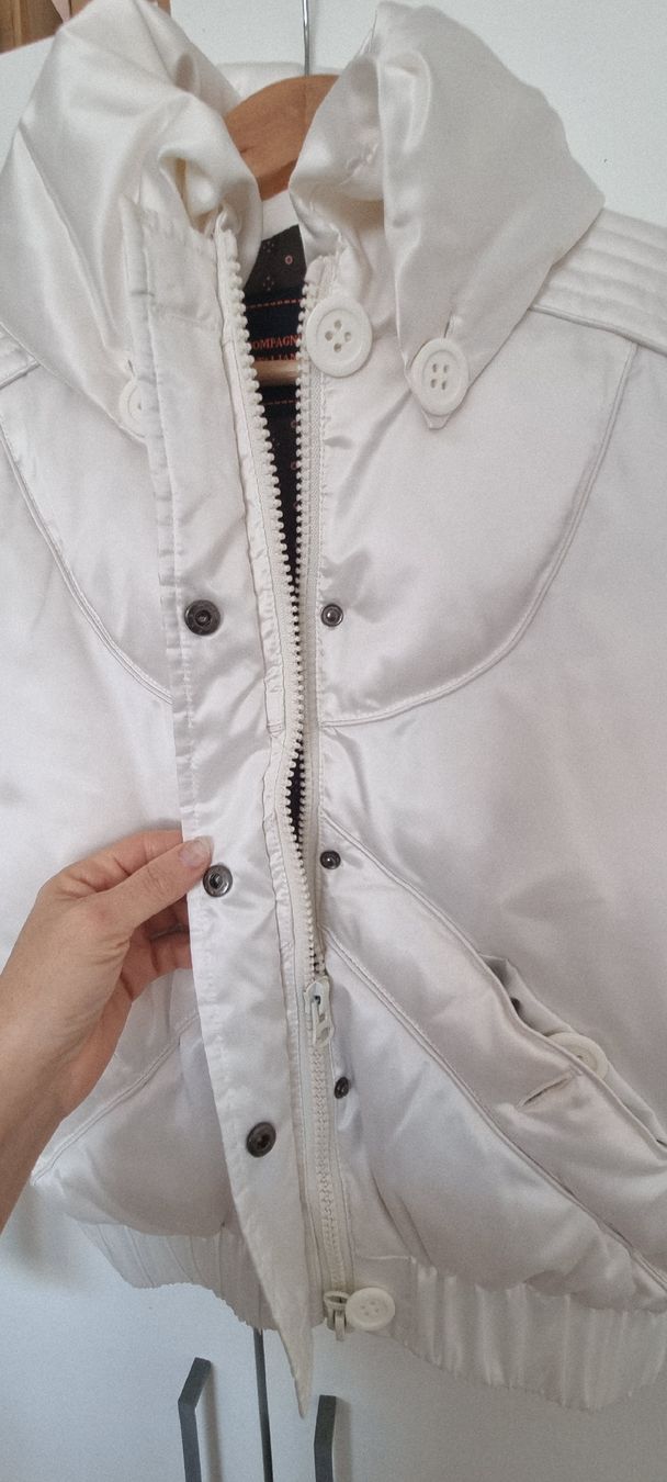 Jacken & Mäntel: White Jacket woman – Gebraucht aus Mendrisio von ann_d9pf 1