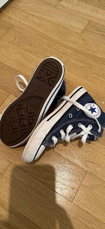 Scarpe per ragazzi: Sneaker Converse Größe 29 – Usato da Strengelbach venduto da lul_tfr6 2