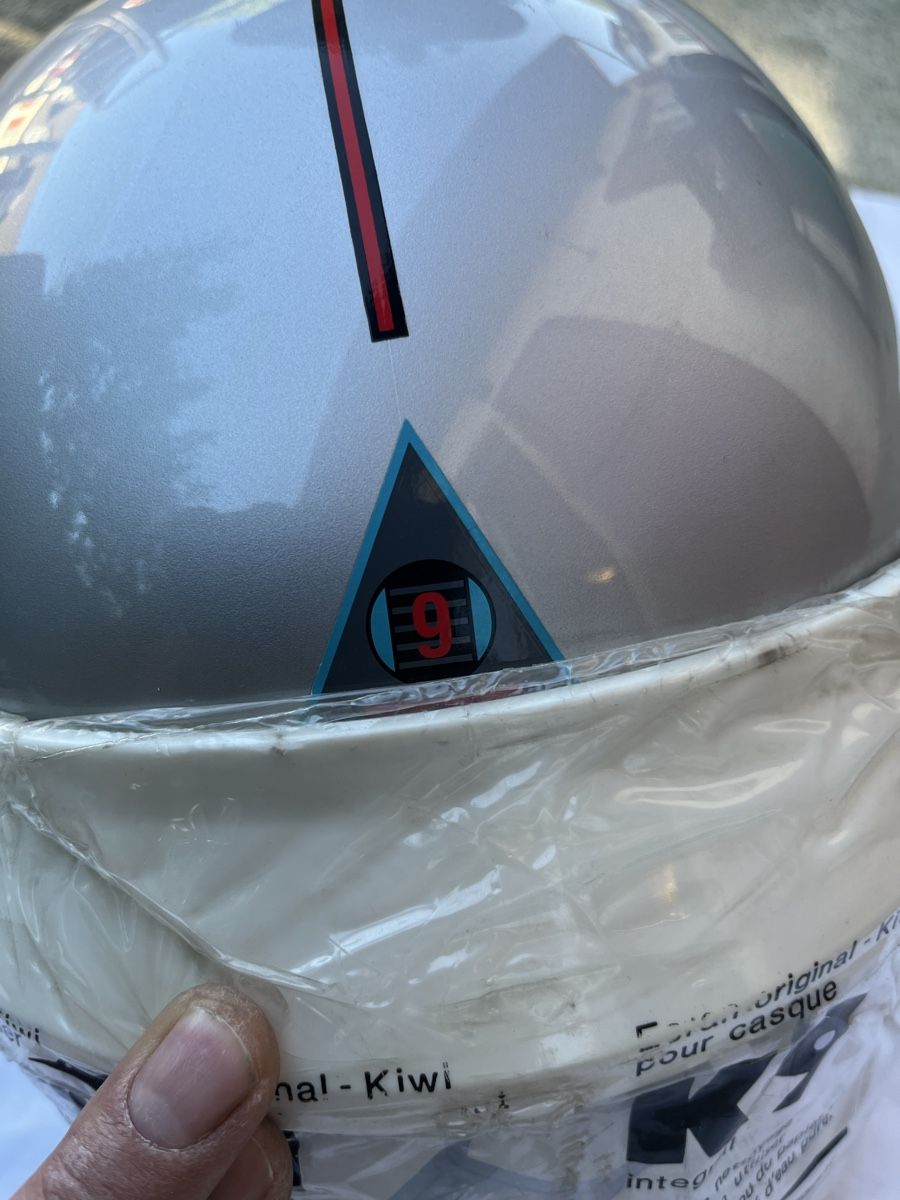 Caschi & visiere: Helm Kiwi mit Klappvisier. Neue alte Lagerware. – Nuovo (secondo la descrizione) da bretzwil venduto da nightflasher 2