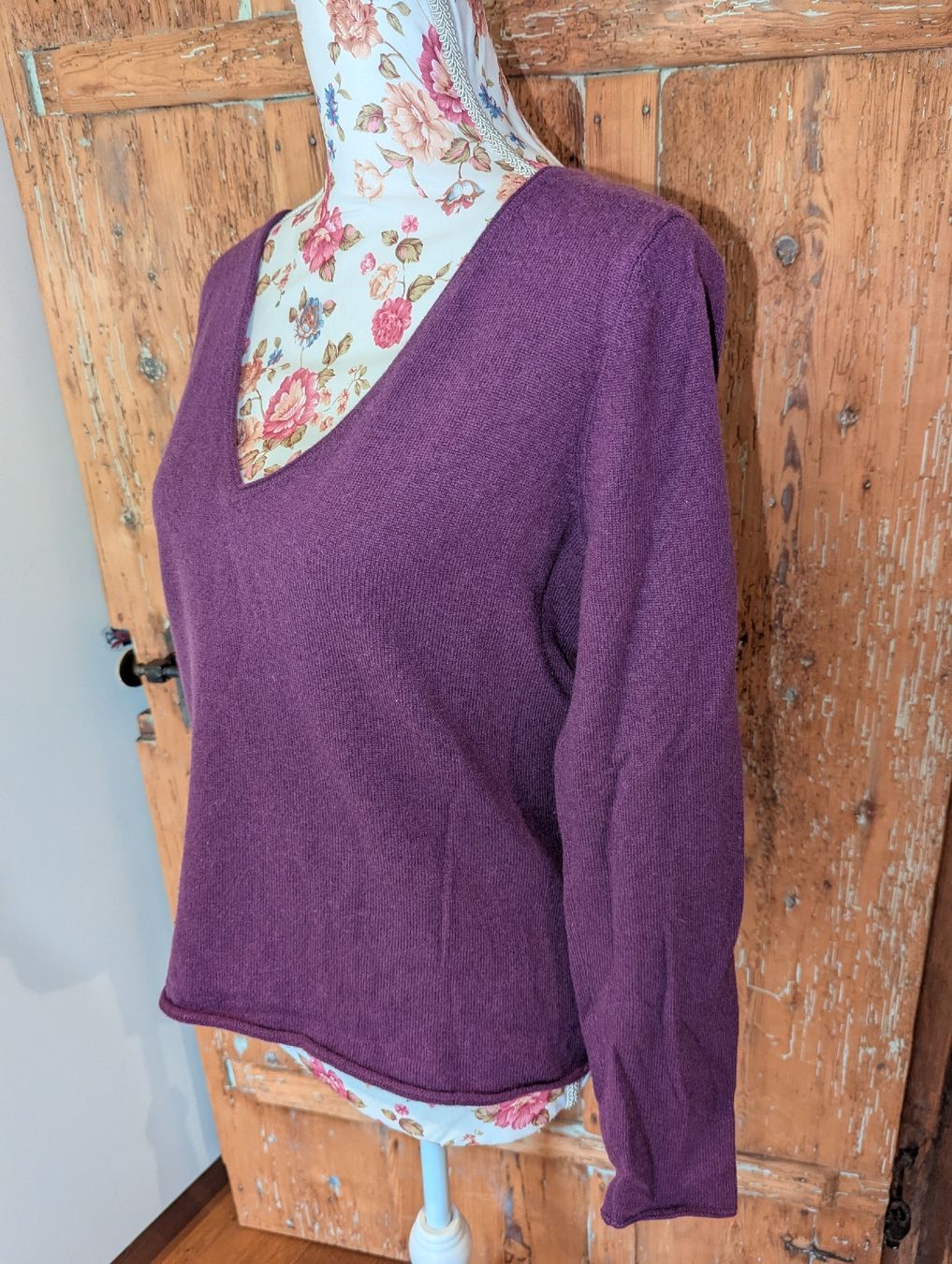 Pullover & Sweatshirts: St. Emile Kaschmir-Pullover in Violett - Gr. 40/42 – Gebraucht aus Altendorf von Eistoelter 3