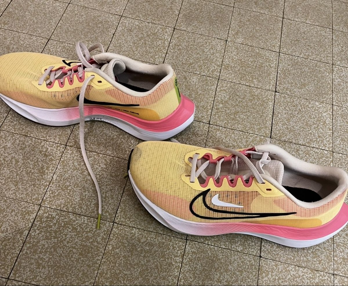 Nike Herrenschuhe: Chaussures de course carbone  – Neu (gemäss Beschreibung) aus Lausanne von rgt_n5v9