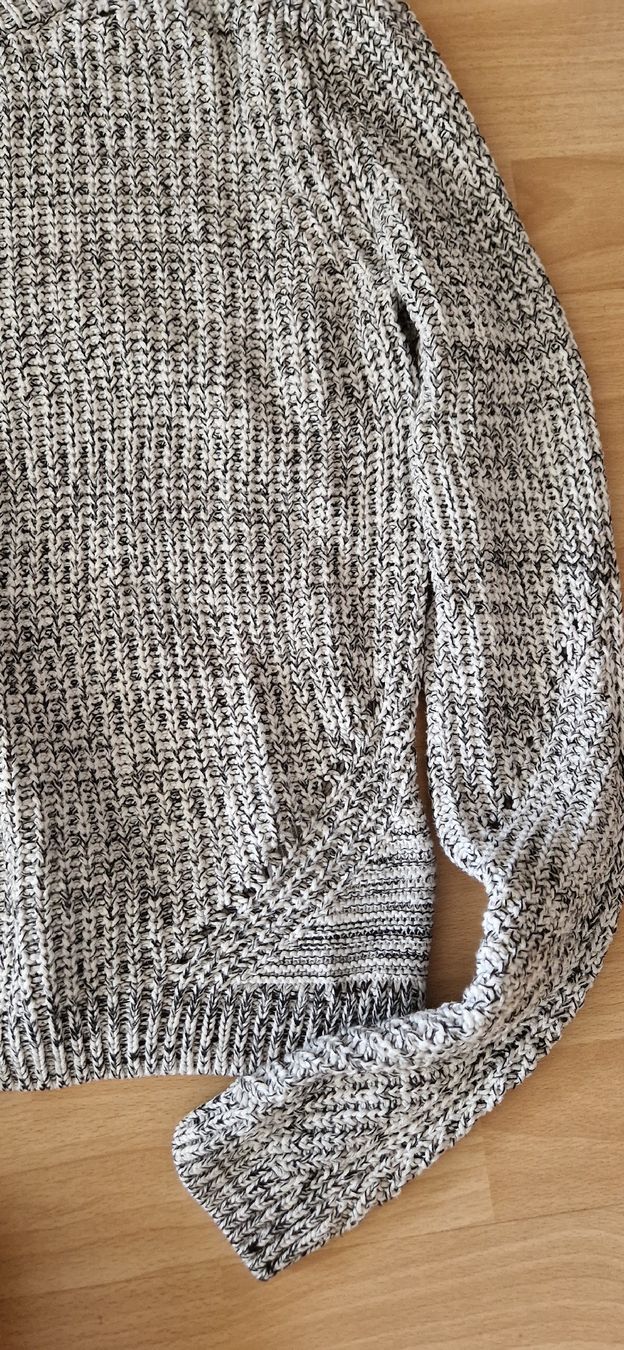 H&M Pullover & Sweatshirts: Winter Strickpullover von H&M Divided, Grösse XS – Gebraucht aus Rüfenacht BE von Loeti1992 2