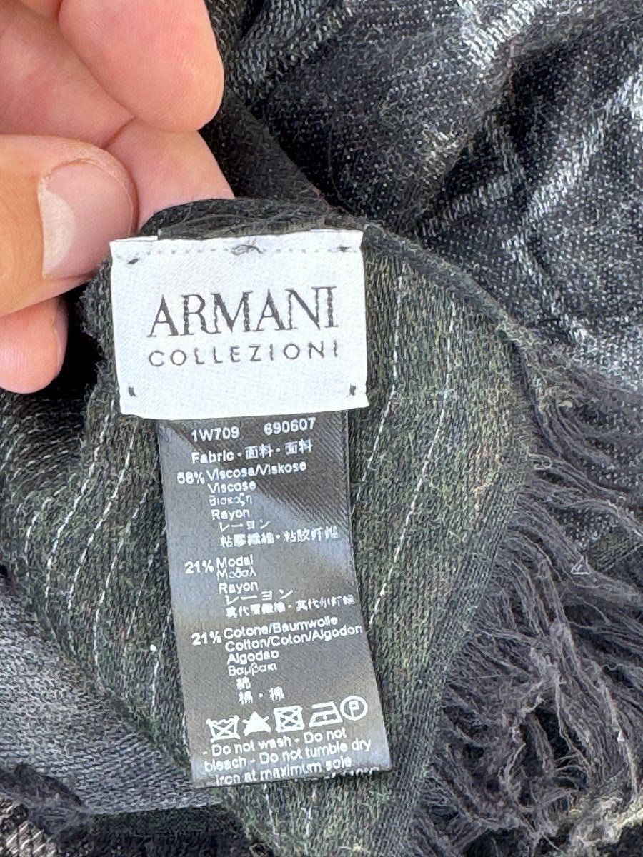 Armani Collezioni Schal grau mit Muster Oryginal Top zustand (Neuf ...
