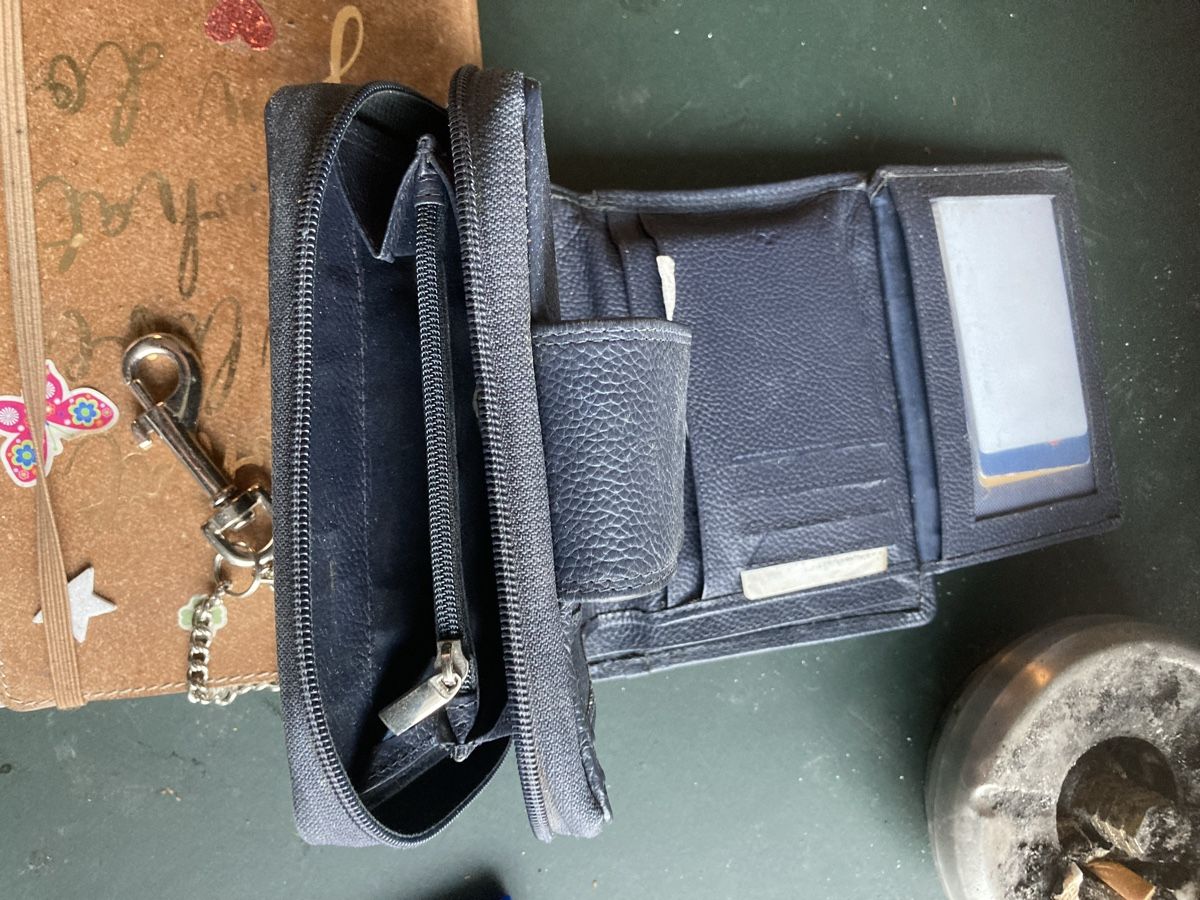 Portafogli: Leder-Portemonnaie Neu – Usato da Sonvilier venduto da mic_yrm9