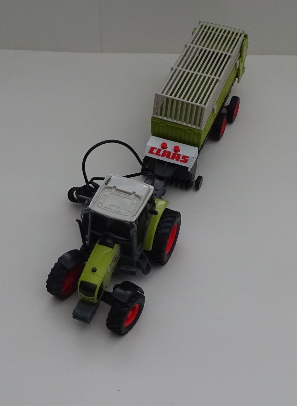 Giocattoli: Claas Traktor mit Anhänger – Usato da Wagenhausen venduto da Svema 2