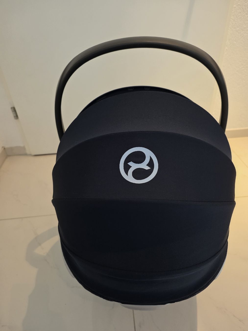 Cybex Seggiolini per auto: Cybex Base Z inkl Cybex Babyschale – Usato da Oberuzwil venduto da Nellle 1