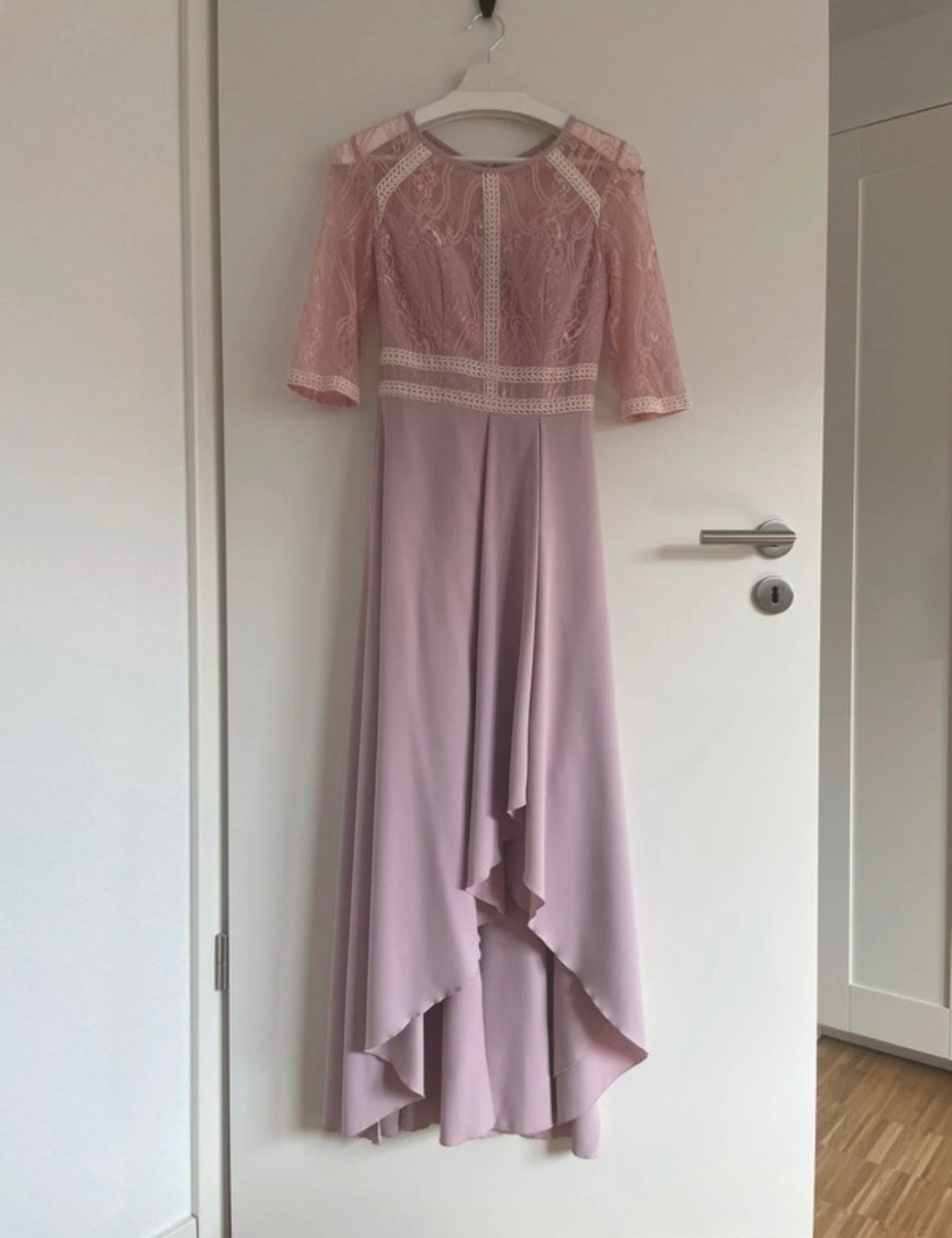 Kleider: Beautiful Evening/Gala Dress – Gebraucht aus Horgen von gre_8hwg 1