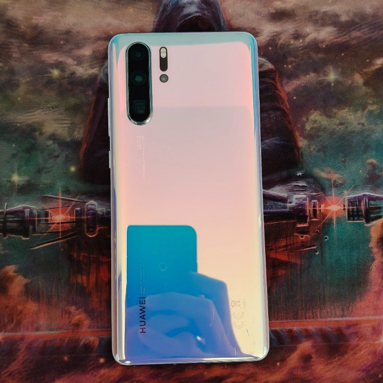 Huawei Handys / Smartphones: Huawei P30 Pro Breathing Crystal Smartphone – Gebraucht aus Küsnacht ZH von evian1000 1