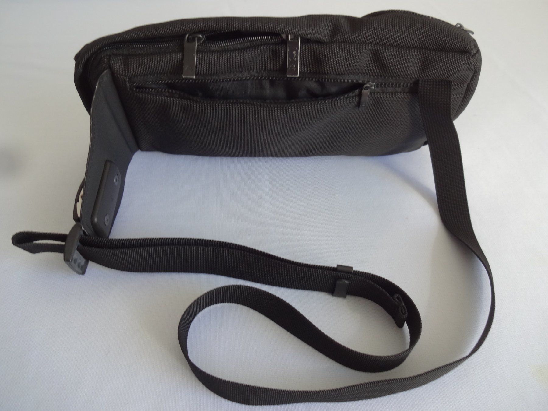 Mandarina Duck Borse: MANDARINA&DUCK  Bauchtasche – Usato da Frauenfeld venduto da Riaa 3