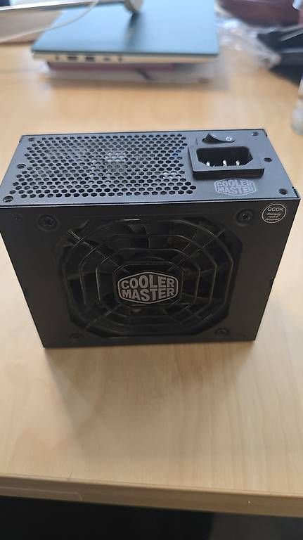 Custodie: Cooler Master V850 SFX Gold – Usato da Zürich venduto da MirkoOezen 2