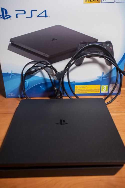 SONY Playstation 4 Slim 500 GB | Kaufen auf Ricardo