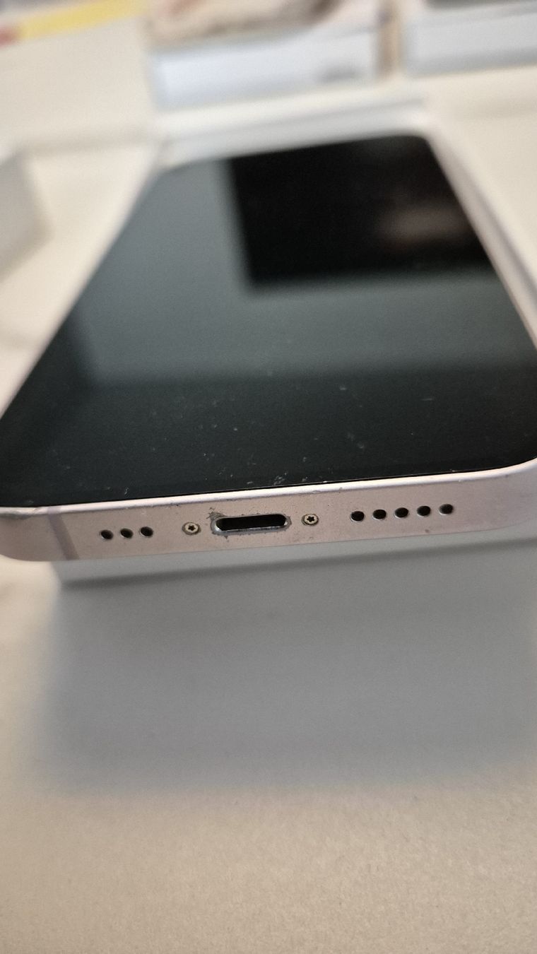 Apple Portables: I Phone 14 128 GB Purpel – D'occasion à Ennetaach par MStr74 1