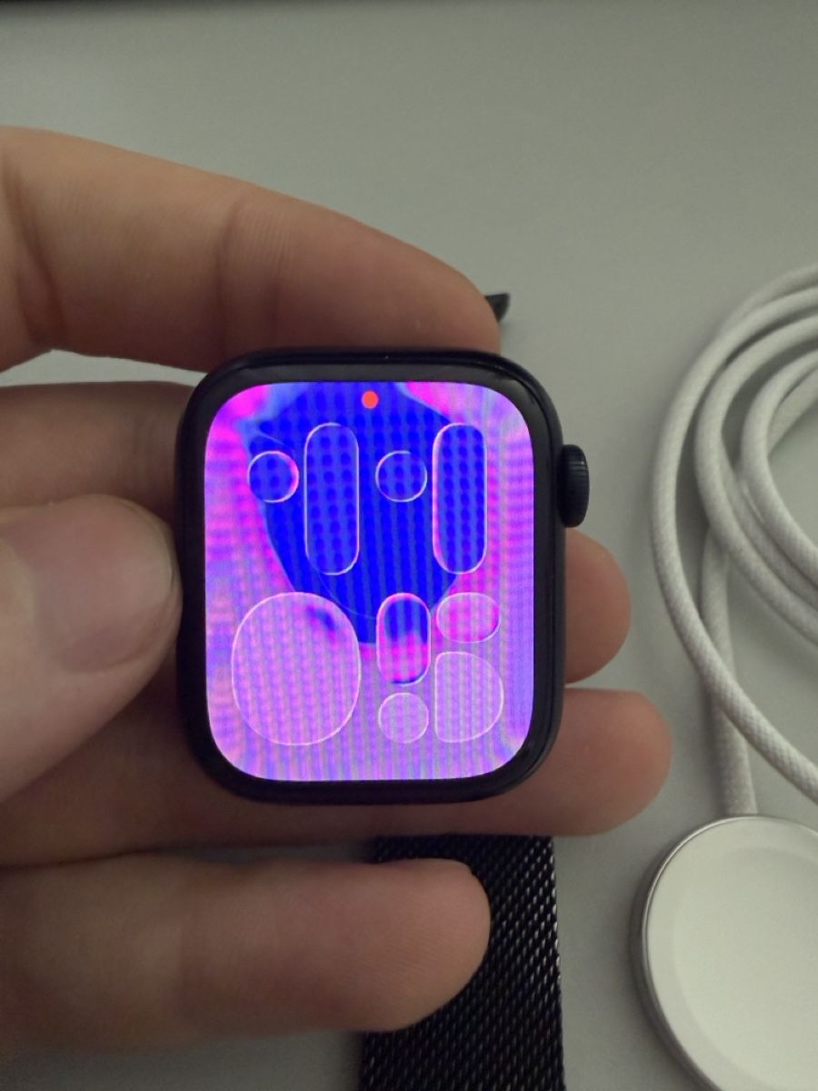 Apple Smartwatch: Apple Watch 9 series (gps) – Usato da Zug venduto da xnie001