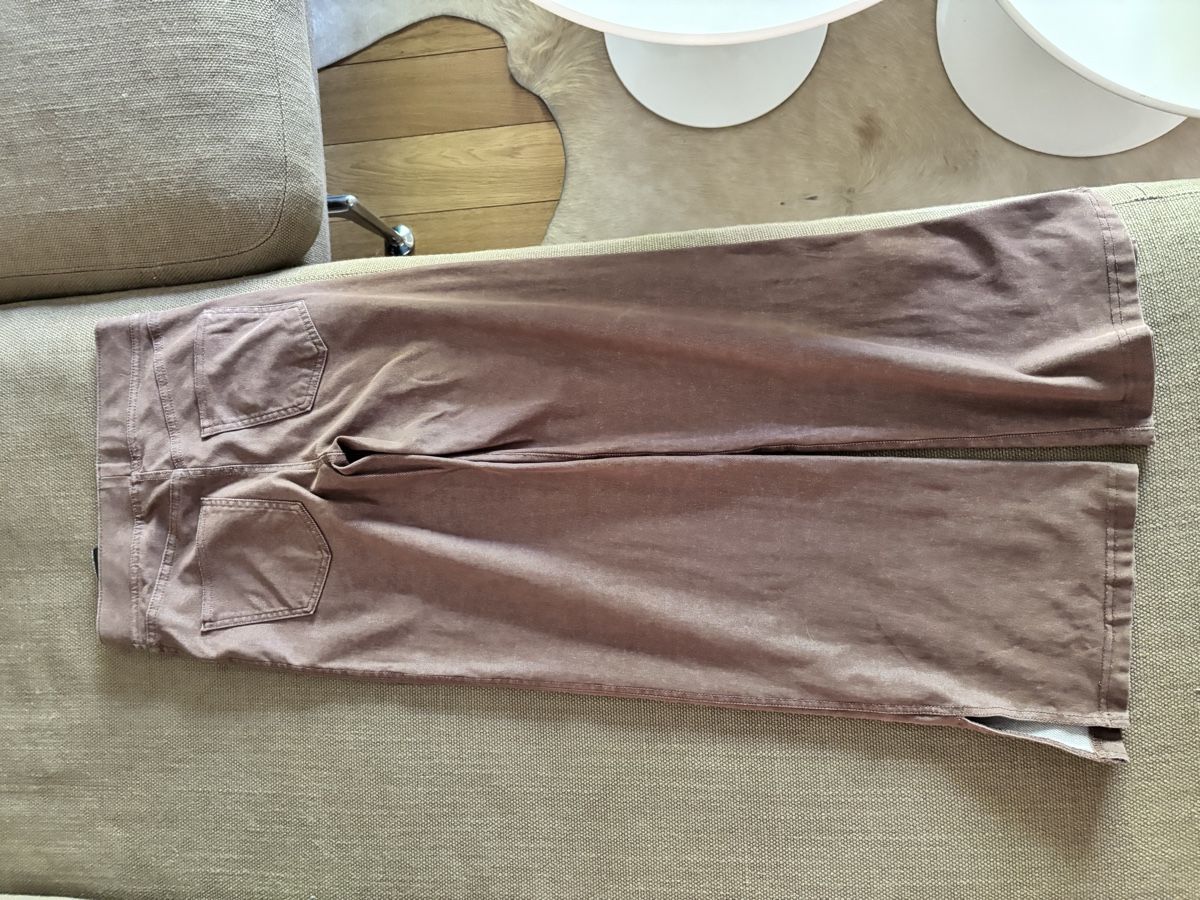 H&M Pantaloni: H&M leichte stretchjeans 140 braun – Usato da Cham venduto da MC_0605 1