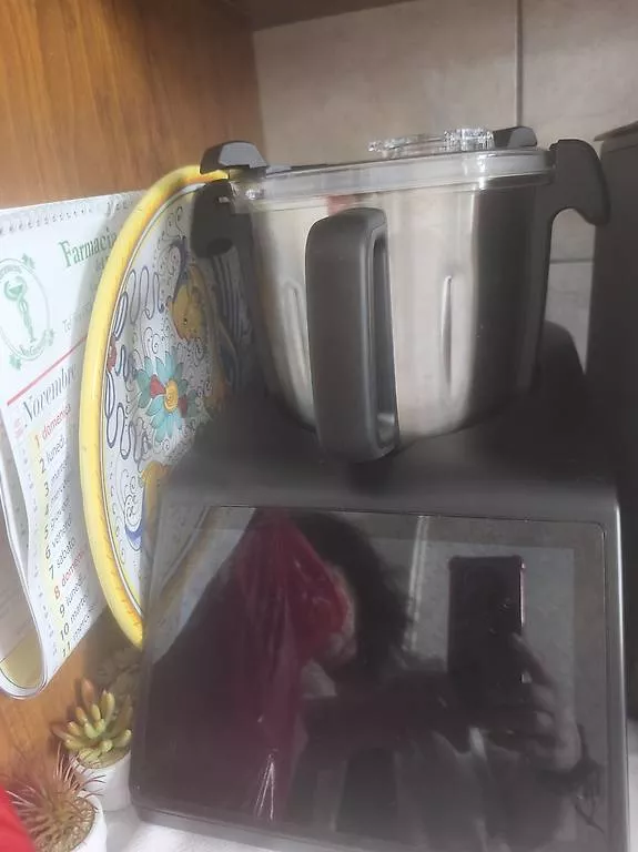 Elettrodomestici da cucina: Vendo – Nuovo e nell'imballaggio originale da Lugano venduto da mgl_hz9l 1
