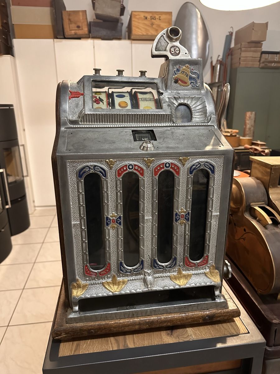 Slot Machine: Einarmiger Bandit – Usato da Wiedlisbach venduto da Chips02