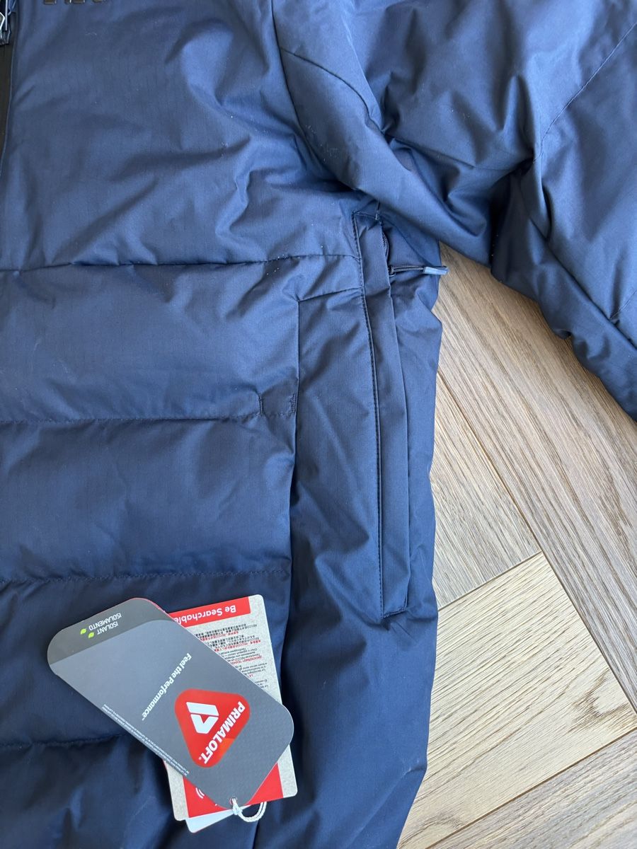 Helly Hansen Manteaux: Helly Hansen Puffer Jacket, size M – Neuf avec emballage d'origine à Oberrieden par ElsaL 1
