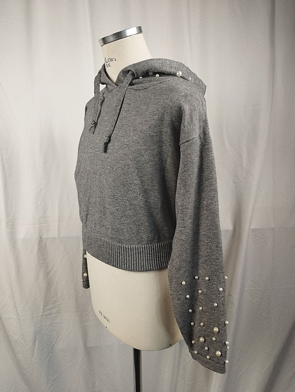Zara Pulls & Sweat-shirts: ZARA Pullover Gr. S – D'occasion à Schübelbach par Restwert_Schubelbach 1
