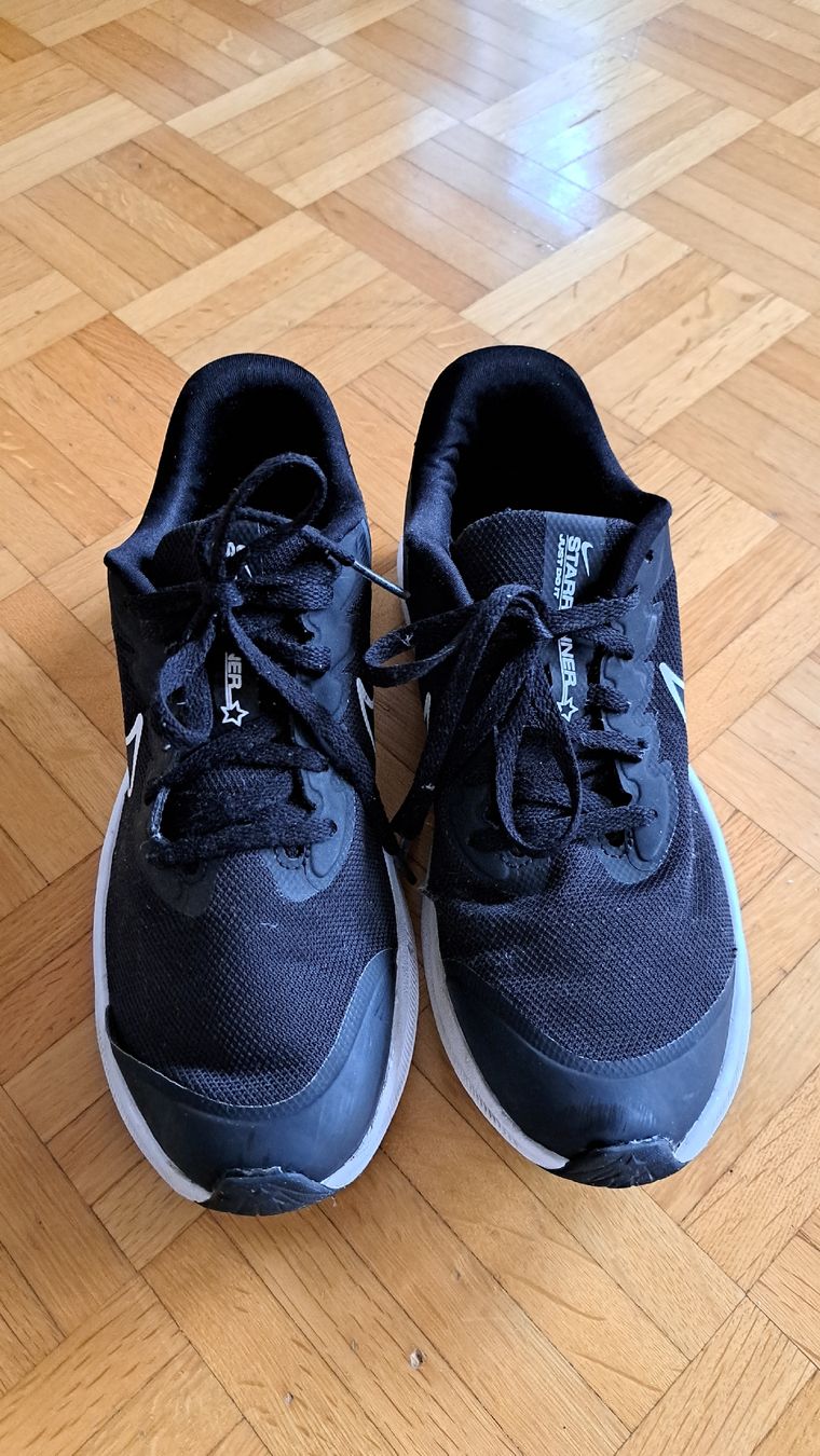 Scarpe da uomo: Nike Turnschuhe Gr. 39 – Usato da Brunnen venduto da Yjoe