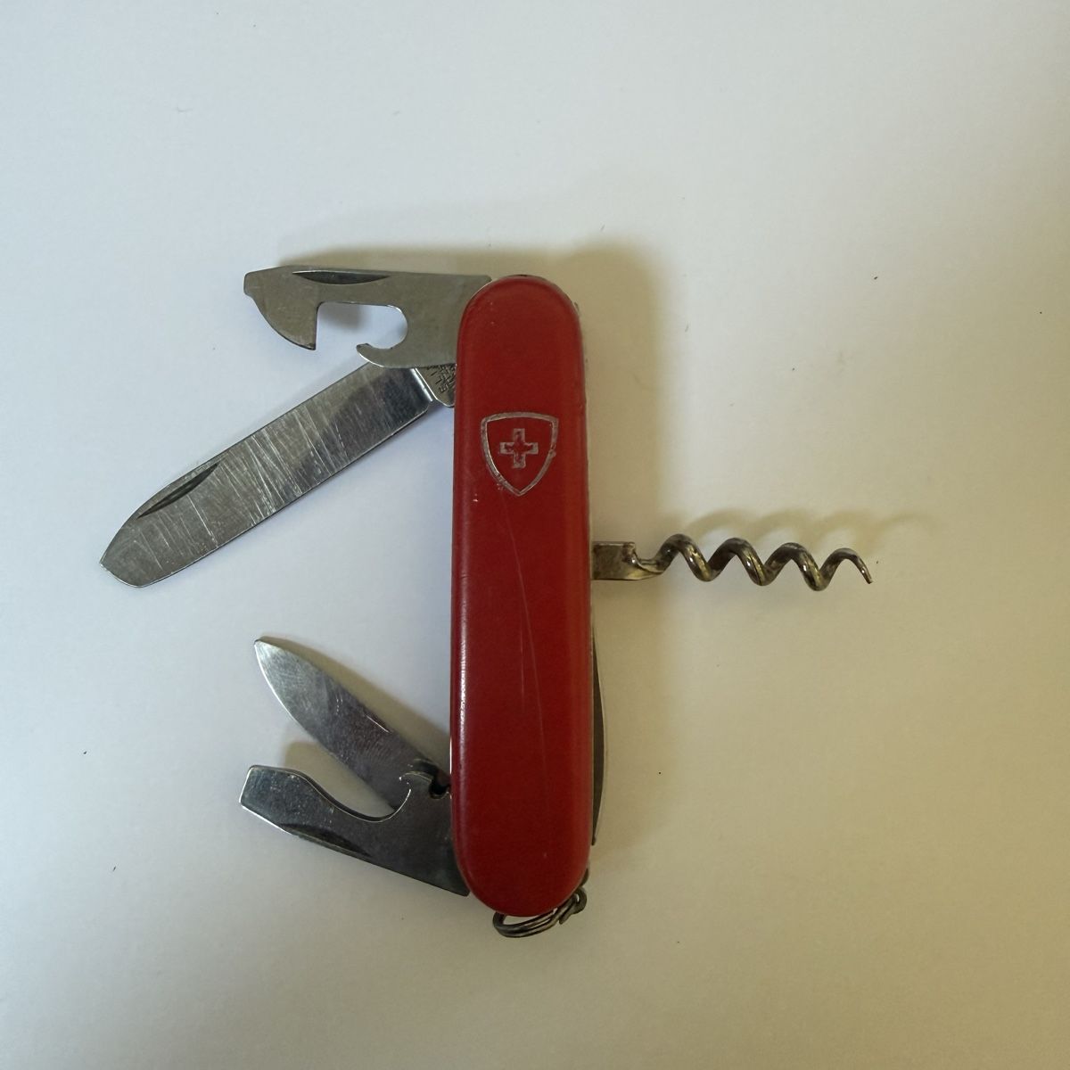 Couteaux de poche: Swiss Army Knife Red Used Multi-tool 5 Tools – D'occasion à Vésenaz par RMShop