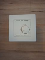UP Raumthermostat Edizio Liv weiss