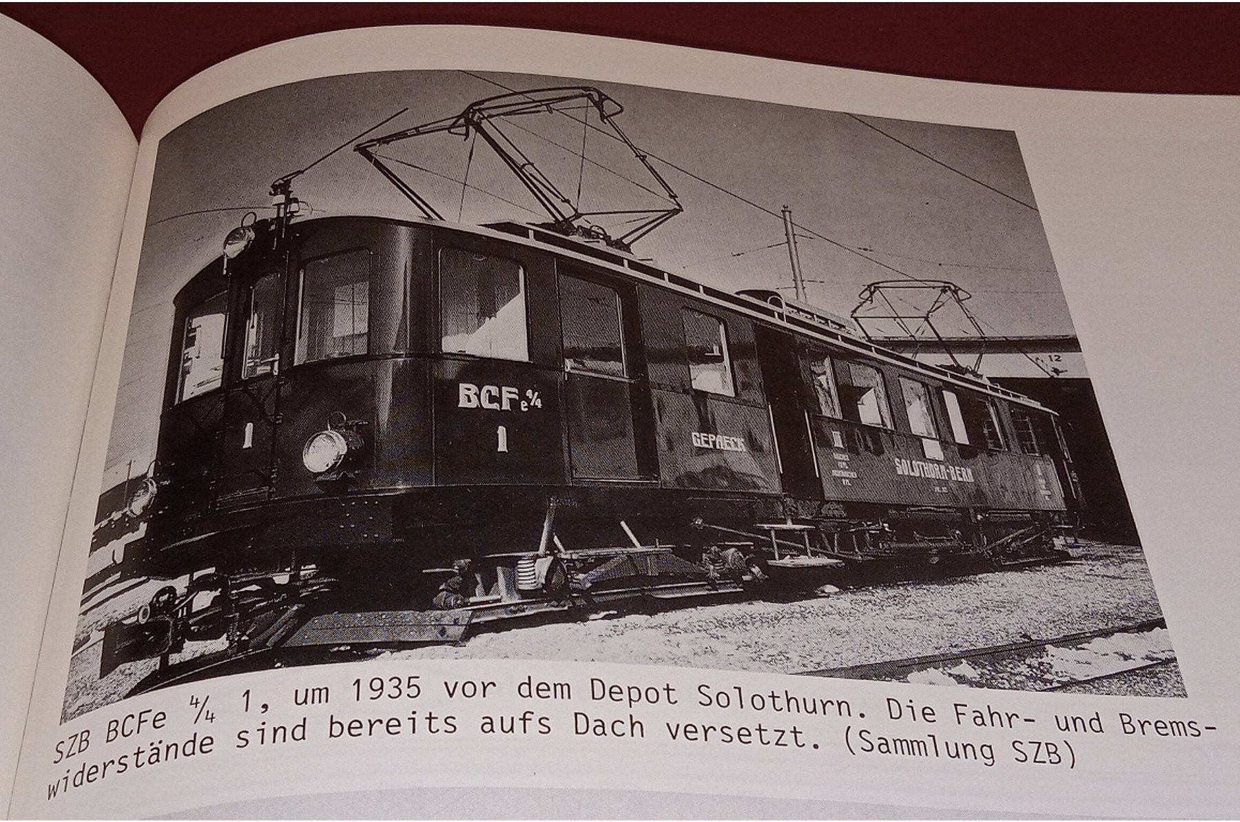 Libri: SOLOTHURN-ZOLLIKOFEN-BERN-BAHN  Geschichte Rollmaterial 1979 – Usato da Hätzingen venduto da memory-lane 3