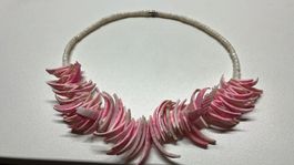 Pinke Muschelkette