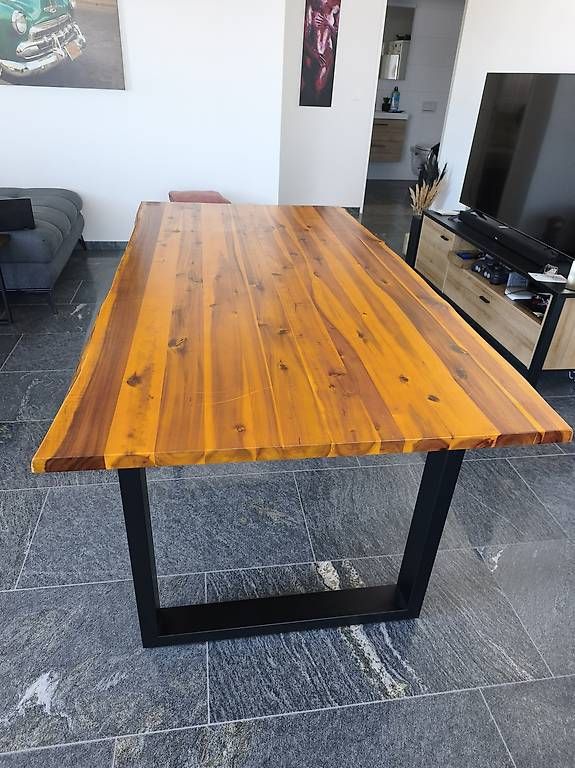 Tische: Tisch Massiv Baumkante 160cm – Gebraucht aus Oberentfelden von superchargedhemi 1