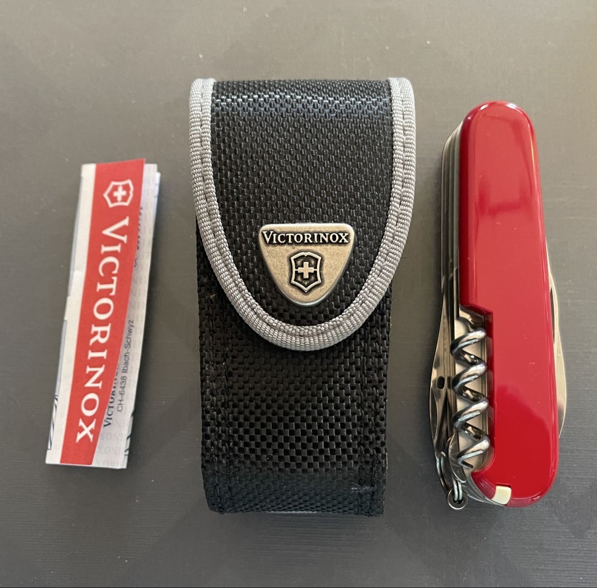 Victorinox Coltelli tascabile: Victorinox Explorer Taschenmesser – Nuovo e nell'imballaggio originale da Allschwil venduto da Tasting 2